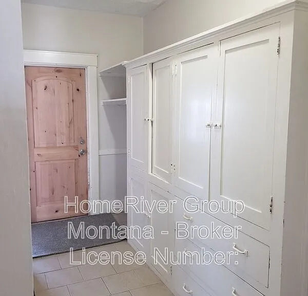 540 S 3rd St W — Photo 6