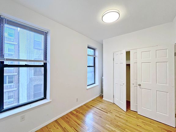3rd image of 332 E 15th St #5F