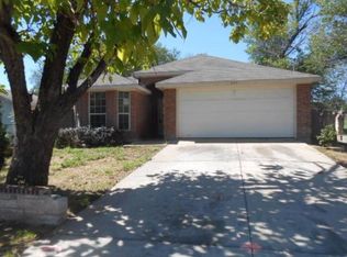 835 Oslo Ln, Dallas, TX 75217