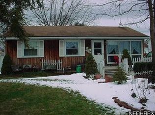 381 Essex Rd, Vermilion, OH