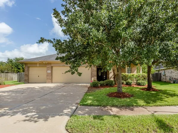 707 Arlington Ln, Rosenberg, TX 77469