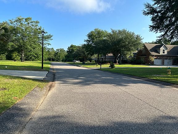 4th image of 5720 Riverview Oaks Dr