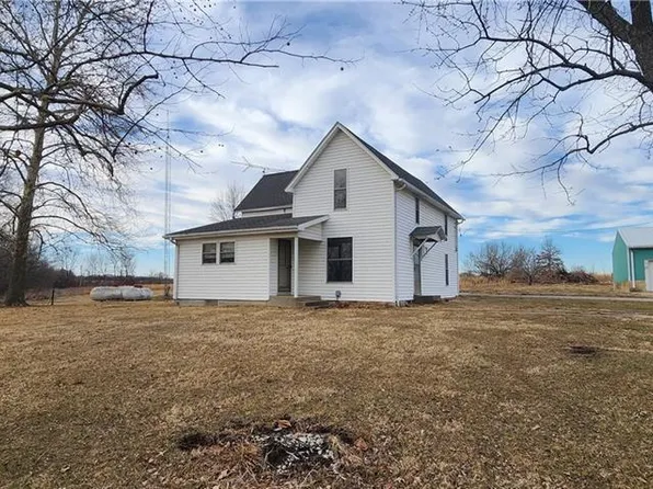 13545 Easterville Dr, Braymer, MO 64624