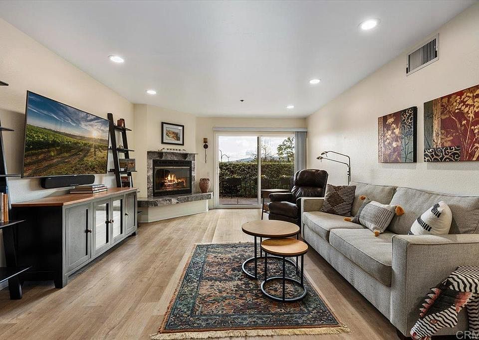 1st image of 1560 Circa Del Lago Unit D102
