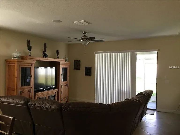 4304 Summer Breeze Way — Photo 31
