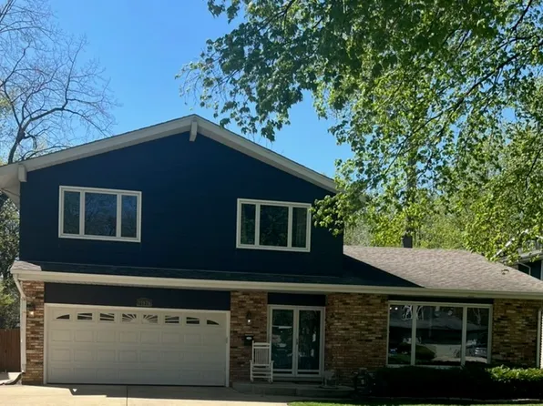 17926 La Haigh Rd, Homewood, IL 60430