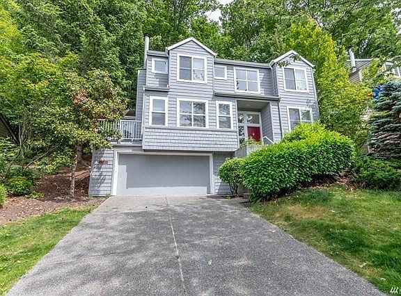 5th image of 10512 111th Ave NE