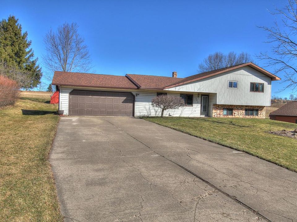 1st image of 304 Ulland Ave