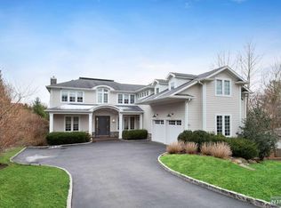 256 Parsells Ln, Closter, NJ 07624