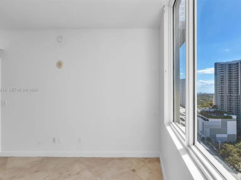 315 NE 3rd Ave #1805 — Photo 17