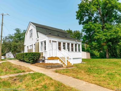 15701 Fenton Ave, Redford, MI, 48239