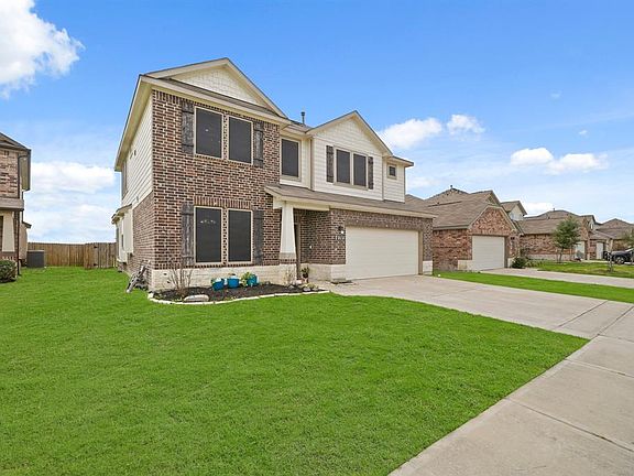 3rd image of 7211 Cypress Pin Oak Drive