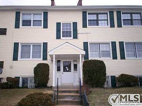 2nd image of 264 Sawmill Rd