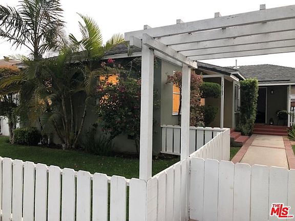 2nd image of 10763 Jefferson Blvd