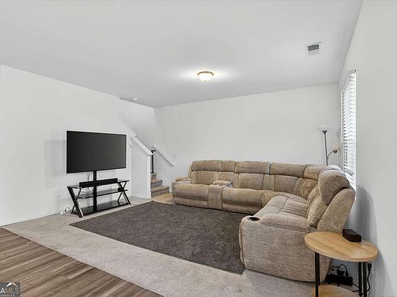 3rd image of 169 Verona Dr NW