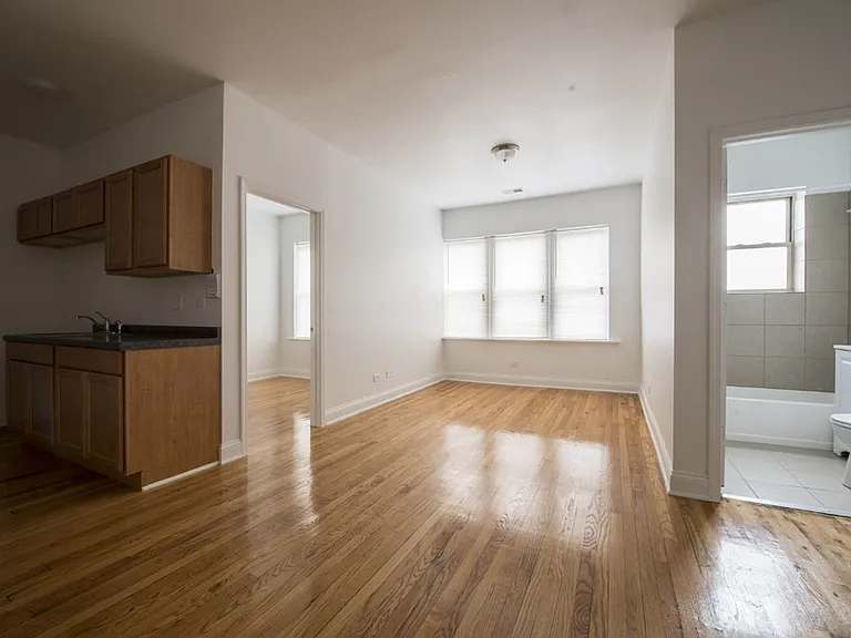 3600 W Franklin — Photo 25