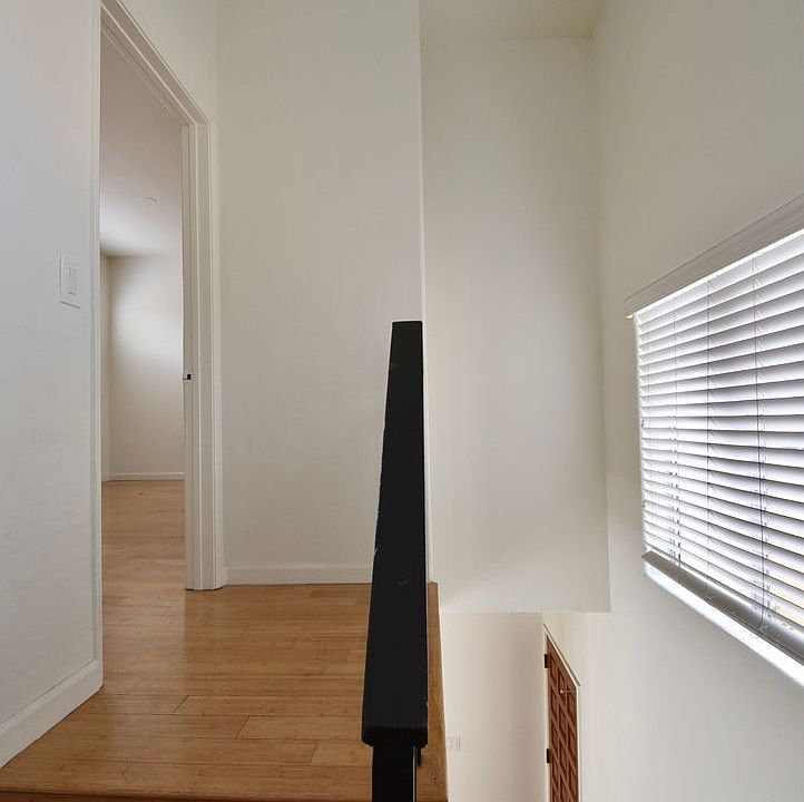 1st image of 425 N Alvarado St #18145638