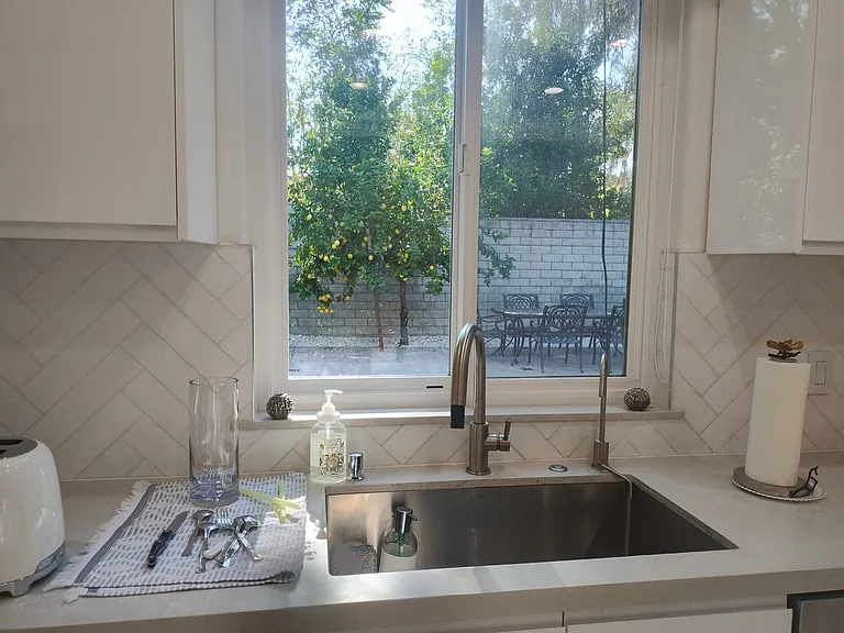 5711 Aura Ave — Photo 14