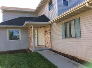 1529 Langley Ln, Madison, WI 53718