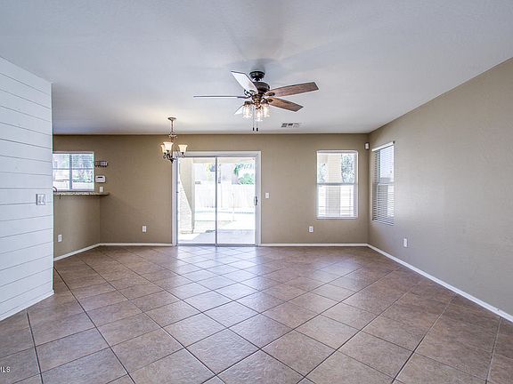 3rd image of 1058 E Mayfield Dr