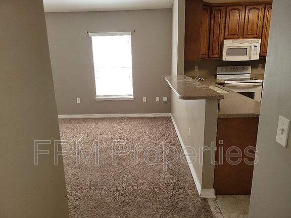 4th image of 8324 Vining St