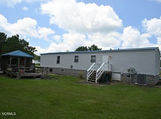 38 Holly Tree Rd, Riegelwood, NC 28456