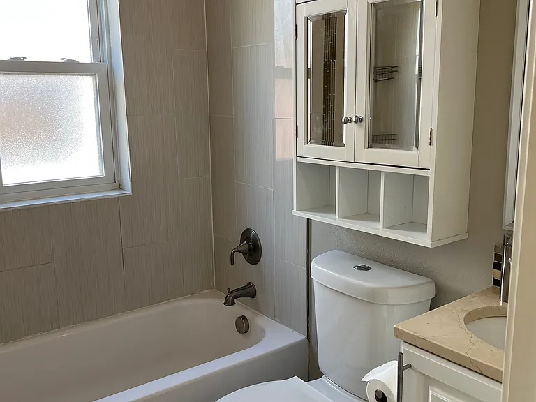 3241 N Fillmore St — Photo 9