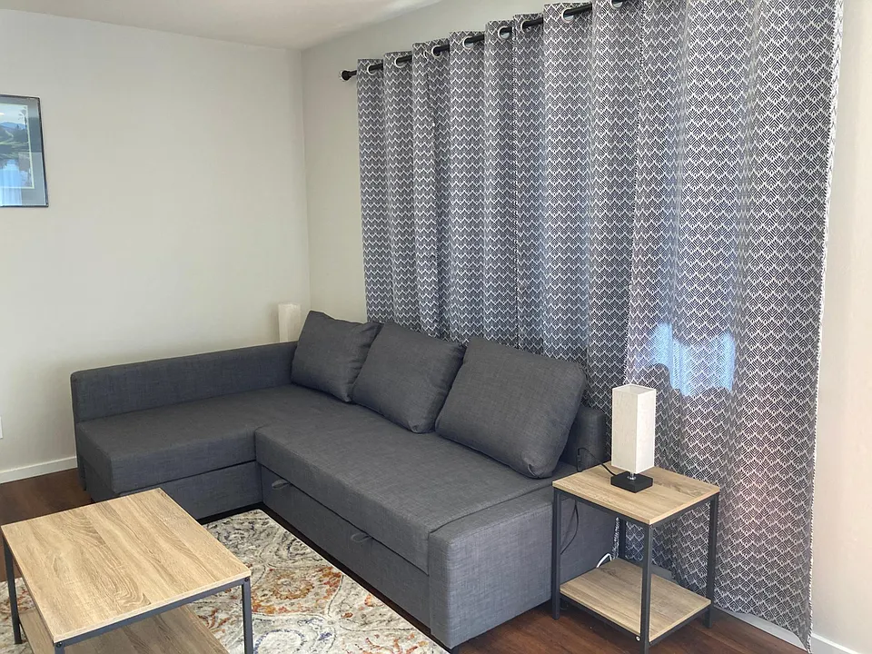 1691 Ontario Dr #3
