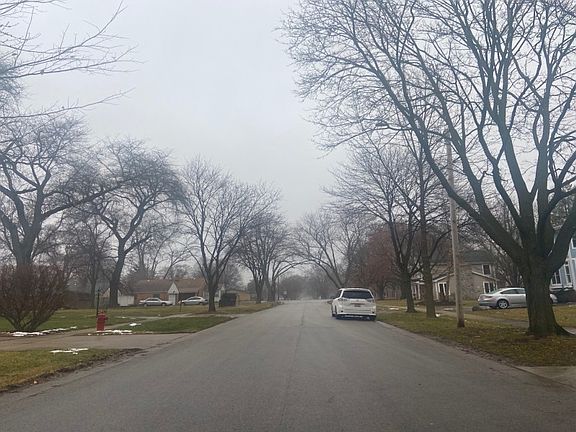 4th image of 38025 N Academy Dr