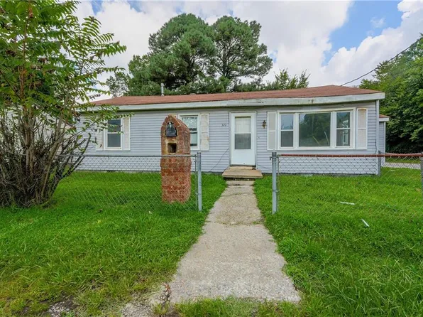 320 Baker St, Suffolk, VA 23434