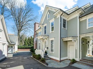 81 Sherwood Pl #D, Greenwich, CT 06830