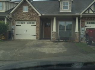 2005 Rossburg Pl, Calera, AL 35040