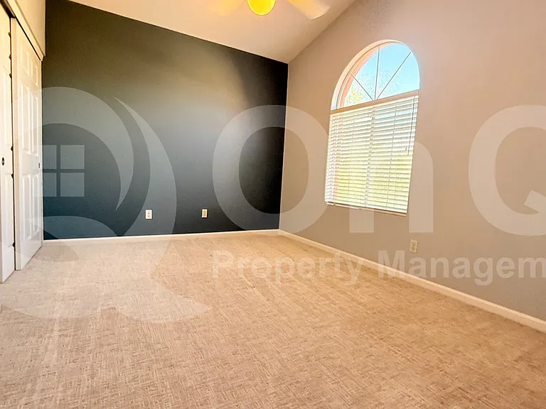 9405 E Presidio Rd — Photo 43