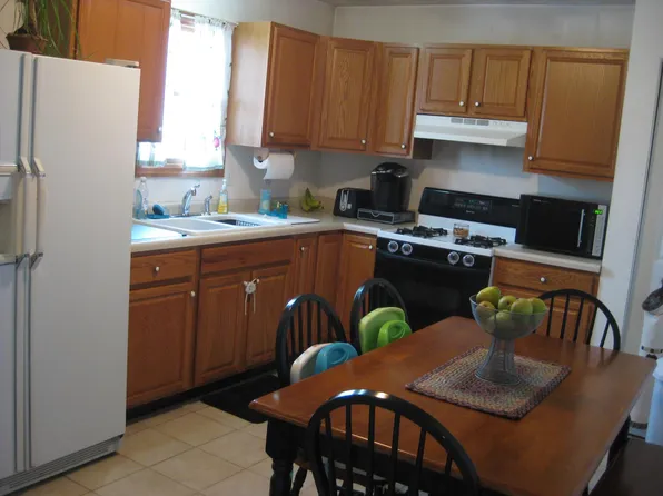 109 W Pittsburgh St, Delmont, PA 15626