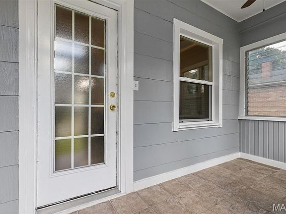 3rd image of 7409 Lansdowne Ave