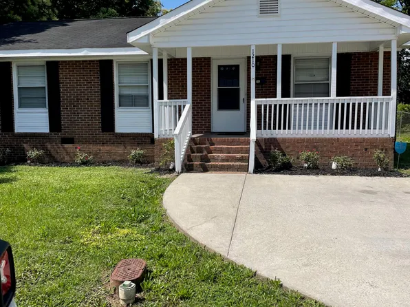 1210 Fayetteville Street, Smithfield, NC 27577