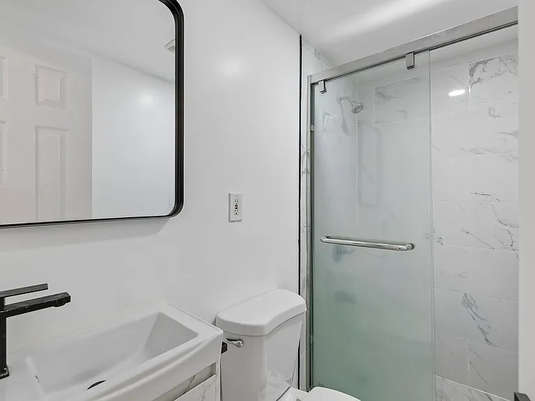 1225 Spruce St #3F — Photo 14