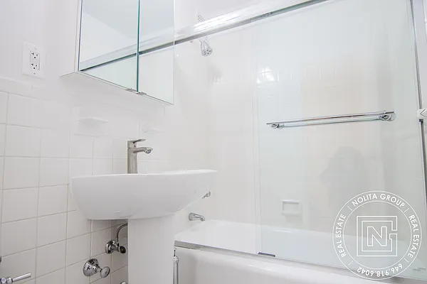 Rented by Nolita Group | media 11