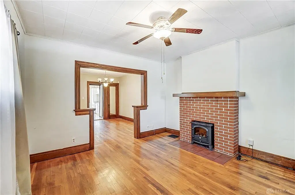 2 bed, 1200 sqft, $1,000 — Photo 3