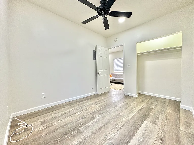 1770 Gaviota Ave #17 — Photo 6