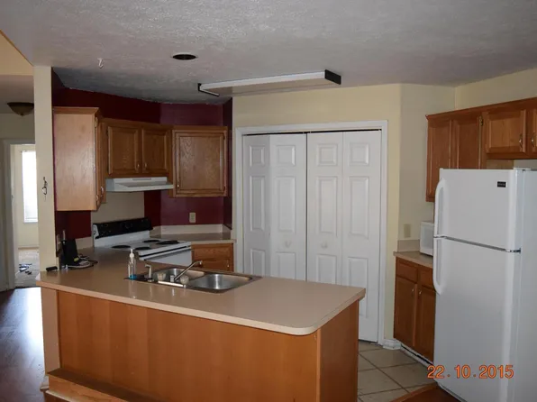 611 Harbor Ridge Dr, Brandon, MS 39047