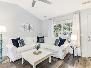 139 NE 19th St, Oak Island, NC 28465