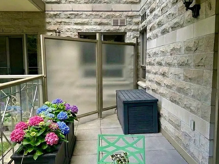 12 Rean Dr #214 — Photo 6