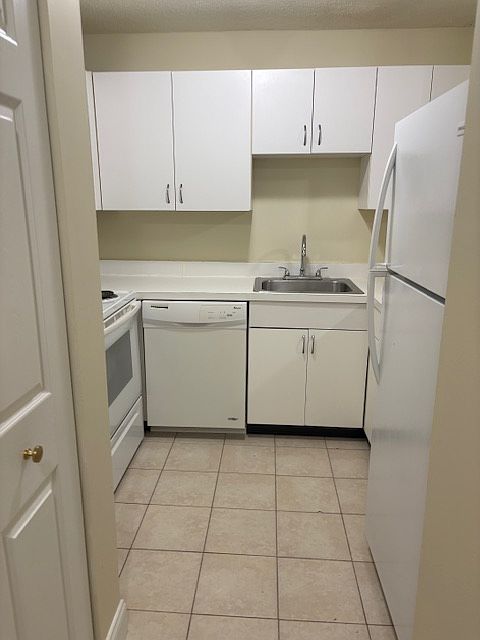 1st image of 56-58 Saint Joseph St #111