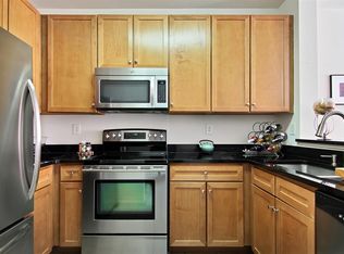 24 Avenue At Port Imperial APT 304, West New York, NJ 07093