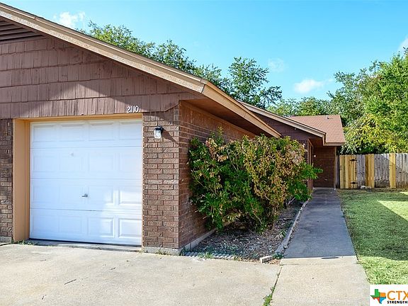 2nd image of 2110 Spicewood Dr