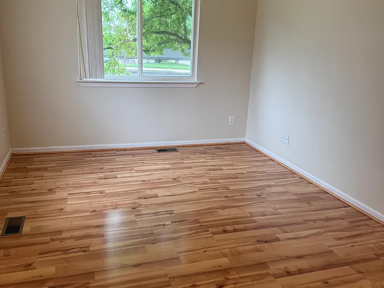 28167 Raleigh Crescent Dr — Photo 6