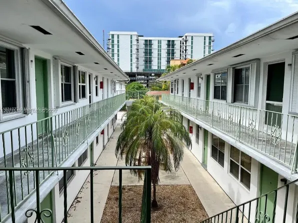 1824 Monroe St APT 8, Hollywood, FL 33020