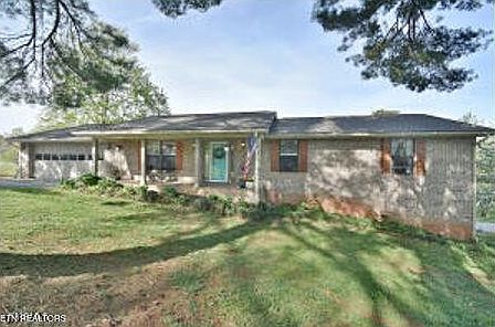 1st image of 1023 S Dogwood Dr