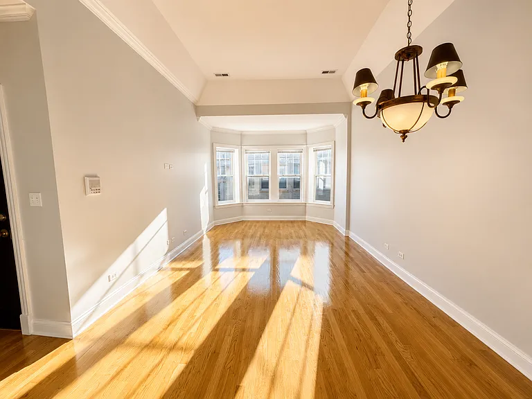 1418 W Lunt Ave #11 — Photo 3